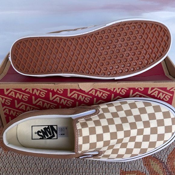 Vans Men’s Classic Slip-On
(Checkerboard)Tger's Eye/
VN0A38F7QTK Sneakers - Picture 3 of 16